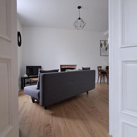 Appartement Confort Deux Etoiles Dole Eksteriør billede