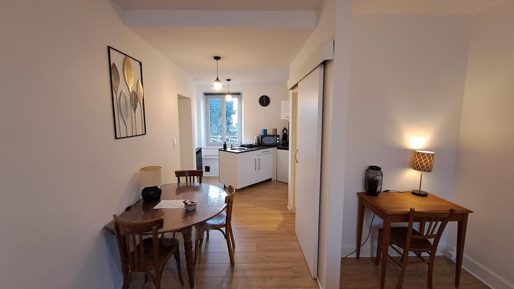 Appartement Confort Deux Etoiles Dole Eksteriør billede