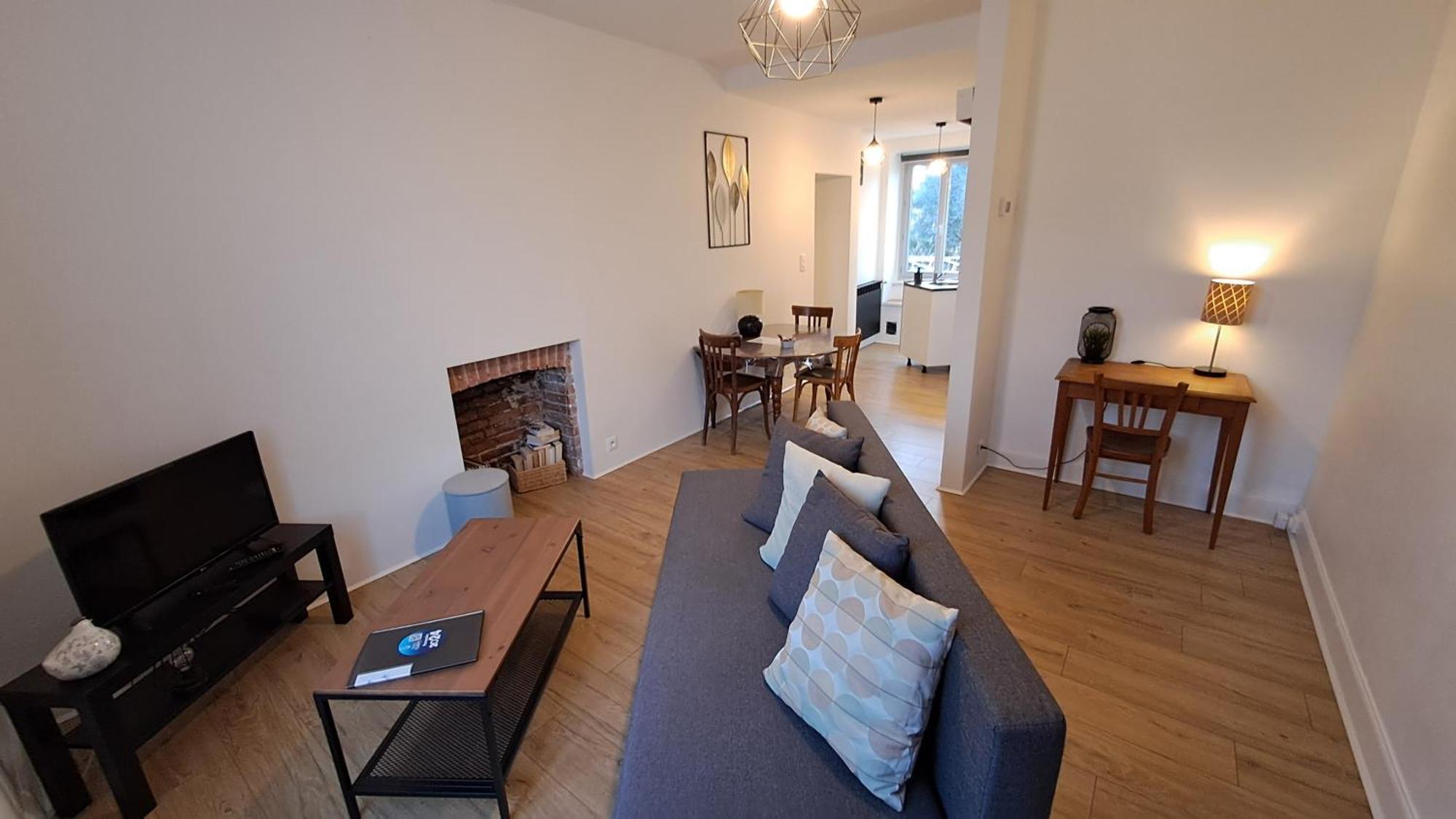 Appartement Confort Deux Etoiles Dole Eksteriør billede